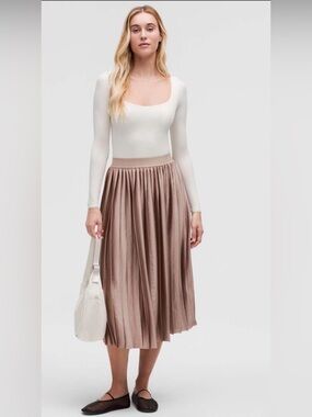 Lululemon Satin Pleated Midi Skirt | Size S